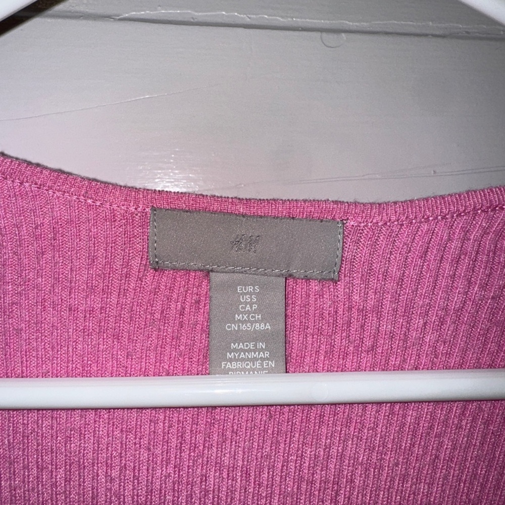H&M Pink Top - Picture 2 of 3